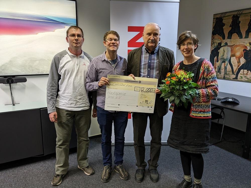 Vertreter*innen des Reparier-Café erhielten den Jenaer Vereinspreis 2023